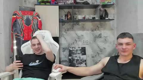 Snapshot of holiday_boys chatting on February 10, 2026, 6:23 pm Extaz Athrey Howard online show from February 10, 2026, 6:23 pm