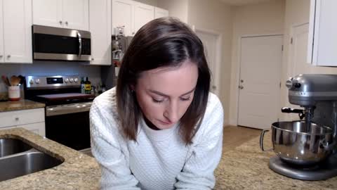 Holi Hurricane online show from January 16, 2026, 4:38 am