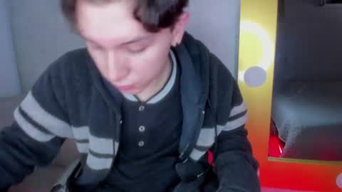 Snapshot of hollannd_ chatting on June 20, 2026, 12:19 pm Holland online show from June 20, 2026, 12:19 pm