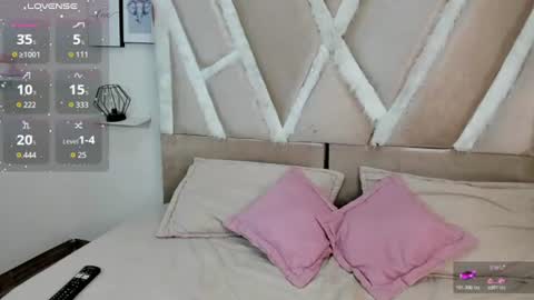 Holly online show from July 14, 2026, 5:01 am