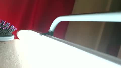 Snapshot of holly_sugar20 chatting on December 1, 2025, 5:23 am Mika Duhay Velat online show from December 1, 2025, 5:23 am