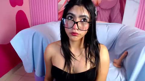 Holly Wastson online show from June 27, 2026, 4:17 am