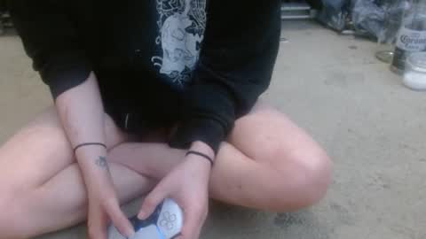 Holly Hawkes online show from March 19, 2026, 11:53 pm