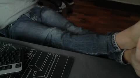 hollymollysucker online show from November 24, 2025, 9:31 am