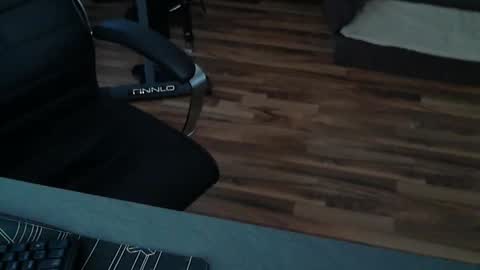 hollymollysucker online show from January 6, 2026, 1:37 pm