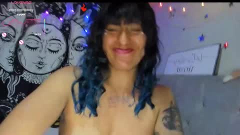 Hades and Persefone online show from September 14, 2025, 12:10 am