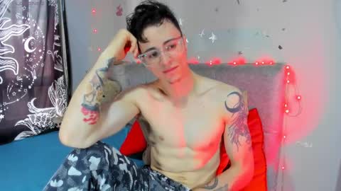 Hades and Persefone online show from March 30, 2026, 9:05 pm