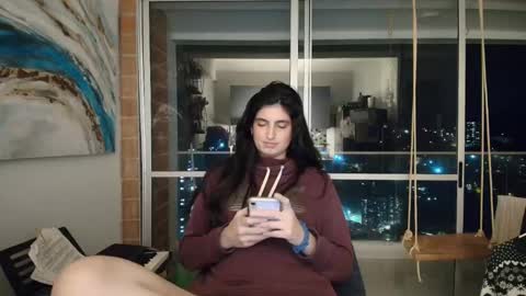 hollyshit_ online show from October 21, 2025, 12:33 am