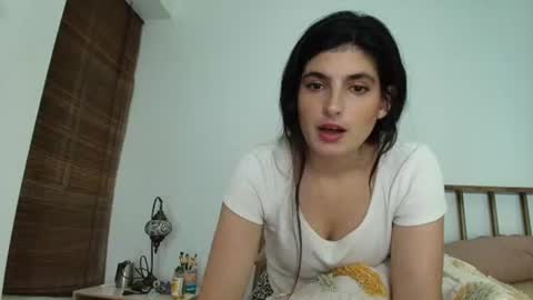 Snapshot of hollyshit_ chatting on June 20, 2026, 1:09 am hollyshit_ online show from June 20, 2026, 1:09 am