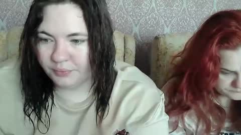 Snapshot of hollyxeva chatting on April 4, 2026, 6:44 am HollyXEva online show from April 4, 2026, 6:44 am