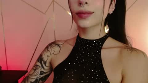 holly online show from March 5, 2025, 8:32 am