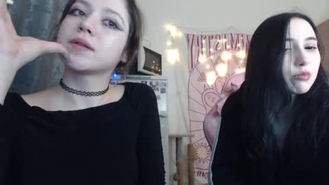Snapshot of holy420loly chatting on January 16, 2025, 7:10 pm Ho Lee Sheet online show from January 16, 2025, 7:10 pm