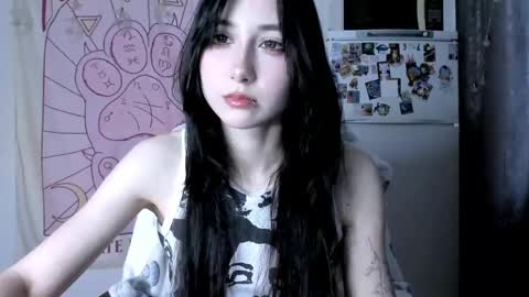 Ho Lee Sheet online show from April 11, 2026, 2:32 pm