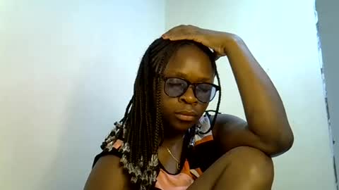 holy_ebony online show from July 11, 2026, 6:49 am