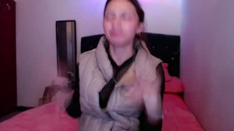 Snapshot of holy_julii chatting on July 12, 2026, 5:31 am holy_julii online show from July 12, 2026, 5:31 am