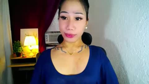 holy_samyx online show from September 29, 2025, 12:38 am
