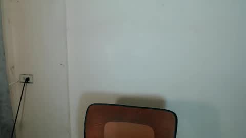 holy_samyx online show from November 2, 2025, 5:43 am