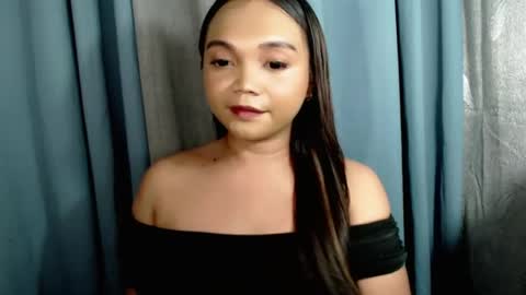 Snapshot of holy_shine chatting on July 20, 2026, 8:33 pm Bella online show from July 20, 2026, 8:33 pm