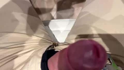 Snapshot of hom2022 chatting on December 21, 2024, 3:09 pm Hom2022 online show from December 21, 2024, 3:09 pm