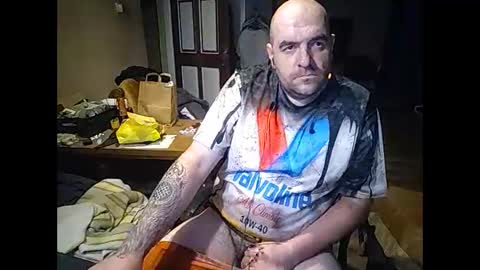 Thomass online show from September 18, 2025, 9:06 pm