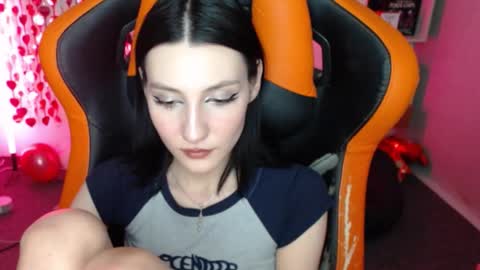 Kate online show from February 16, 2026, 1:24 am