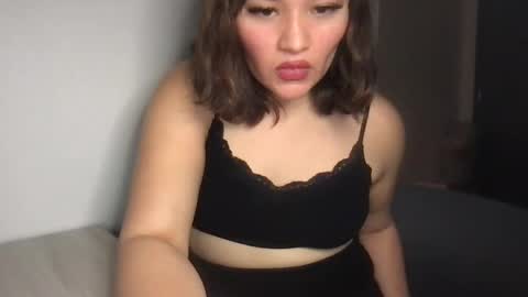 honeeybabyy online show from December 29, 2024, 7:17 am