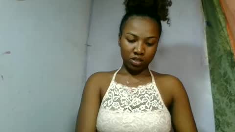 honeria98 online show from June 12, 2026, 11:09 am