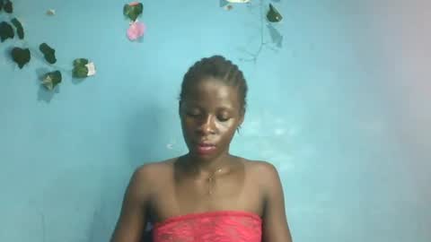 Queen online show from May 18, 2026, 8:47 pm
