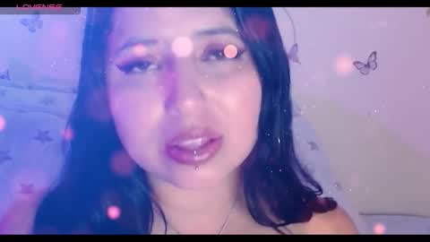 mimi online show from November 30, 2025, 3:16 pm