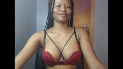 Snapshot of honey_juicydoll chatting on November 22, 2025, 8:24 am Sonia online show from November 22, 2025, 8:24 am