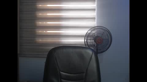 Snapshot of honey_juicydoll chatting on November 24, 2025, 9:42 am Sonia online show from November 24, 2025, 9:42 am