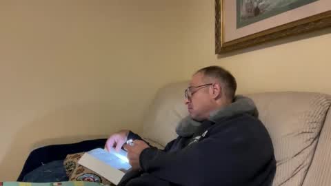 honey_man14 online show from November 25, 2025, 2:33 am