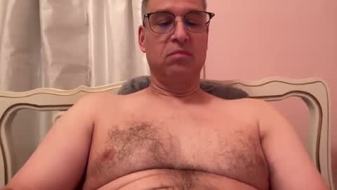 honey_man14 online show from November 25, 2025, 6:52 pm