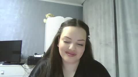Snapshot of honey_miracle chatting on June 16, 2026, 5:04 pm honey_miracle online show from June 16, 2026, 5:04 pm