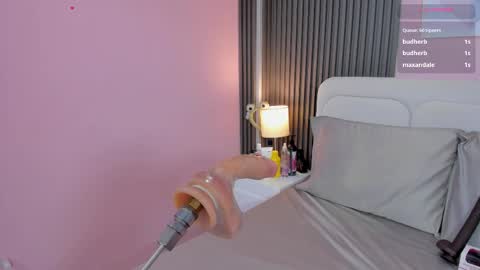 honey_sofii_ online show from October 29, 2025, 11:34 am