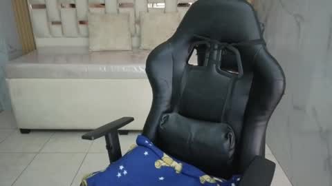 Snapshot of honey_torres_sub chatting on April 29, 2026, 1:37 pm HONEY online show from April 29, 2026, 1:37 pm