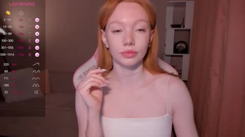 Snapshot of honeyautumn chatting on November 14, 2025, 10:40 pm honeyautumn online show from November 14, 2025, 10:40 pm