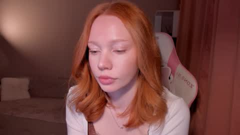 Snapshot of honeyautumn chatting on December 14, 2025, 12:38 am honeyautumn online show from December 14, 2025, 12:38 am