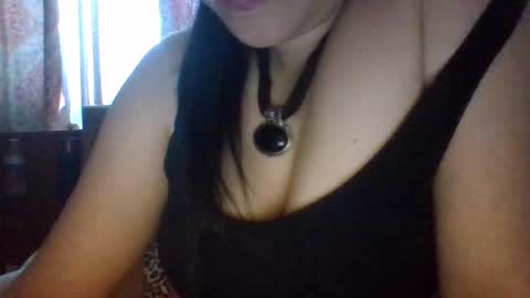 Honeybeebb online show from May 5, 2026, 4:26 pm