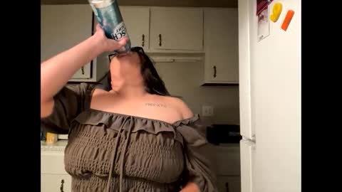 honeybo91 online show from June 10, 2026, 6:34 am