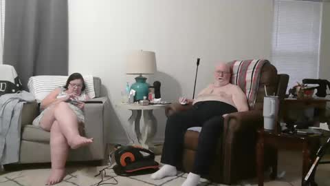 Snapshot of honeybuns344636 chatting on January 18, 2025, 10:06 pm Honey online show from January 18, 2025, 10:06 pm