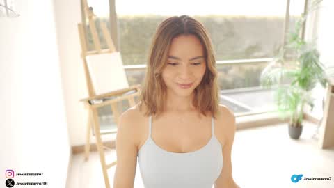 Snapshot of honeyco57 chatting on January 5, 2025, 5:09 pm Jessie online show from January 5, 2025, 5:09 pm