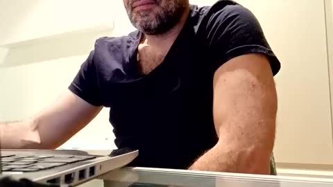 honeydaddyforyou online show from March 5, 2025, 9:26 pm