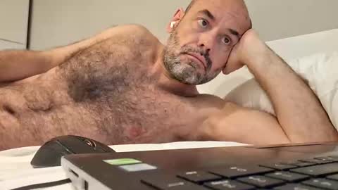 honeydaddyforyou online show from January 13, 2026, 7:13 am