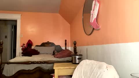 HoneyDrippinBunny online show from March 8, 2026, 2:04 am