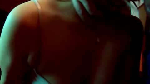 Honey Drips online show from February 15, 2026, 7:51 am