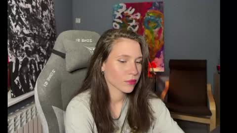 honeyed_hazze online show from June 10, 2026, 6:07 pm