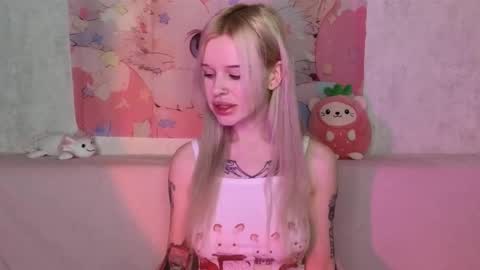 Lisa online show from December 23, 2025, 3:59 am