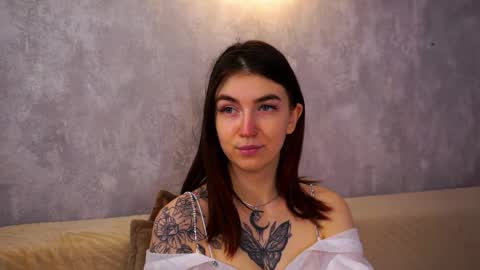 Snapshot of honeykadakia chatting on April 1, 2026, 1:41 pm Jane online show from April 1, 2026, 1:41 pm