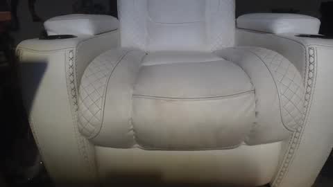 Heather Lovelace online show from January 20, 2025, 3:26 am